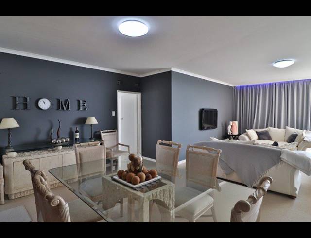 2 BEDROOM APARTMENT FOR SALE IN UMHLANGA CENTRAL